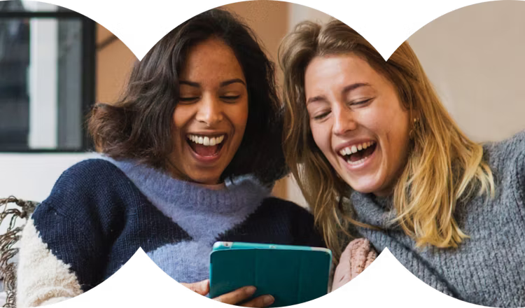 サークルジェスチャー処理で流す友人たちの画像